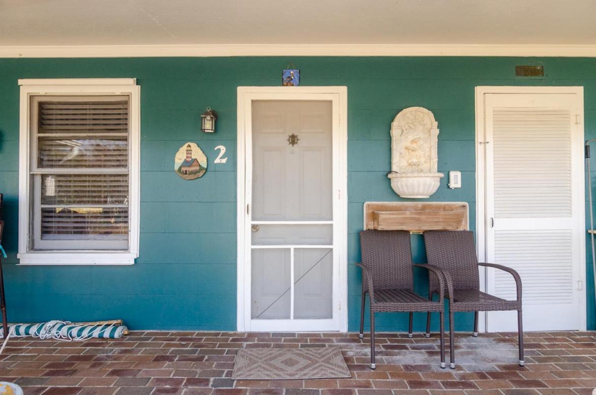 The Pelican Hidden Treasure Inn Room 2 By Bryant Real Estate Кюр Бийч Екстериор снимка