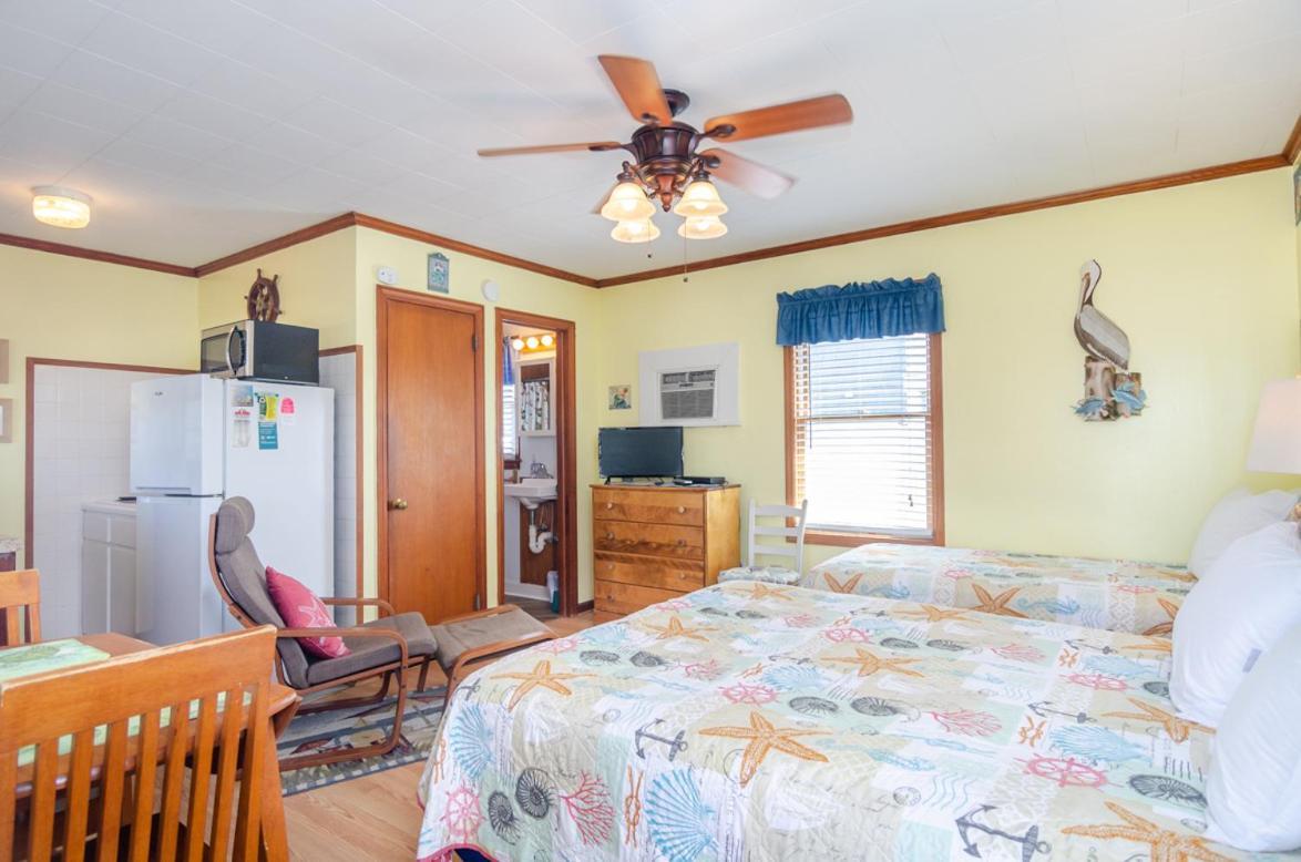 The Pelican Hidden Treasure Inn Room 2 By Bryant Real Estate Кюр Бийч Екстериор снимка