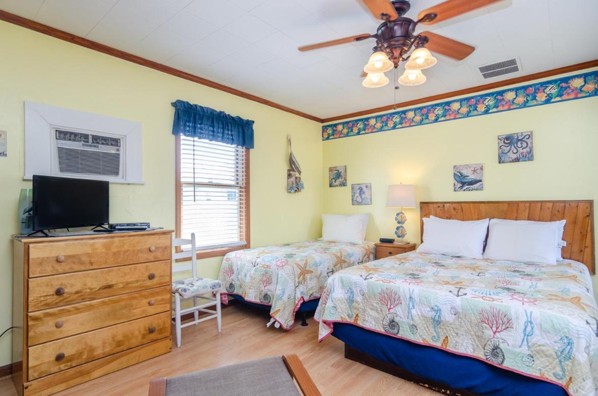 The Pelican Hidden Treasure Inn Room 2 By Bryant Real Estate Кюр Бийч Екстериор снимка
