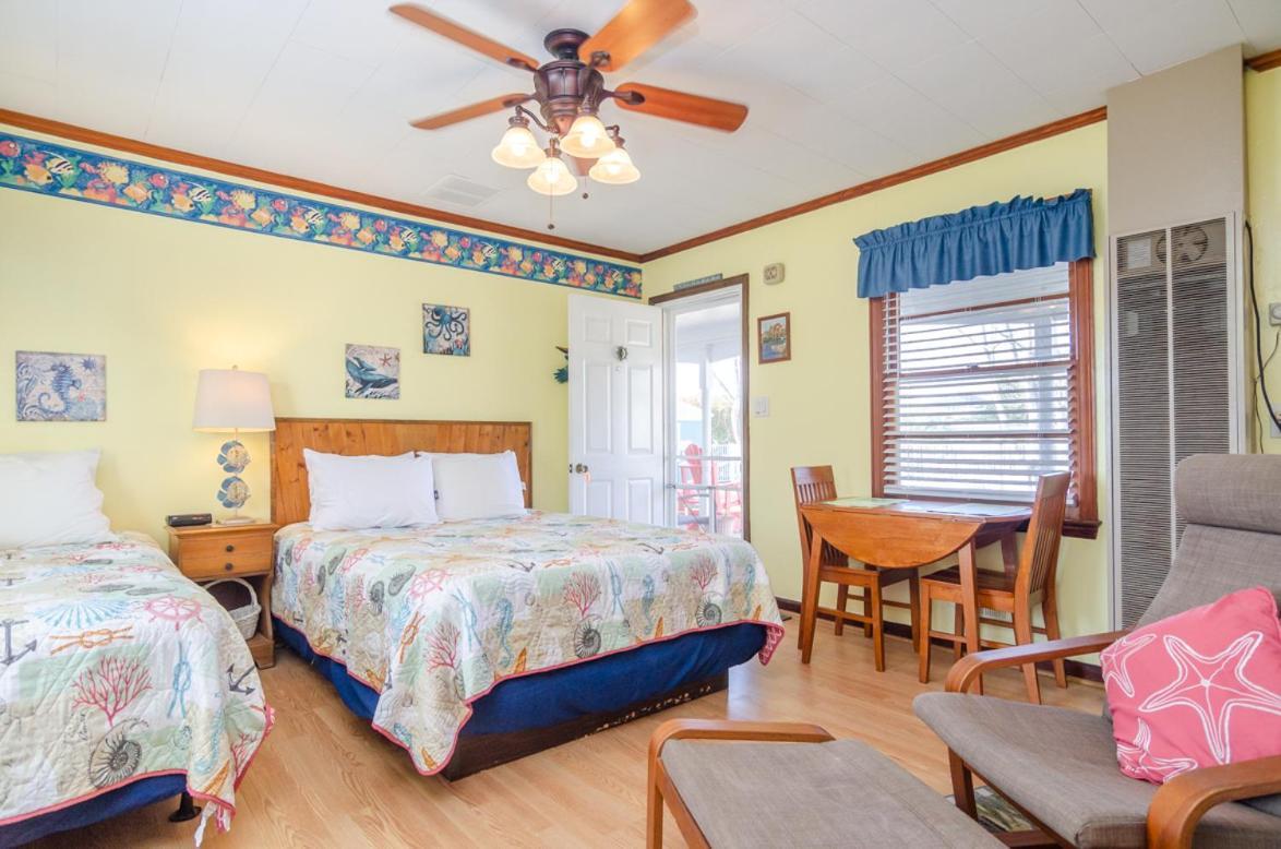 The Pelican Hidden Treasure Inn Room 2 By Bryant Real Estate Кюр Бийч Екстериор снимка